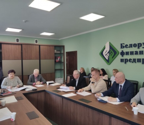 Почему бизнес объединяется: результаты опроса 